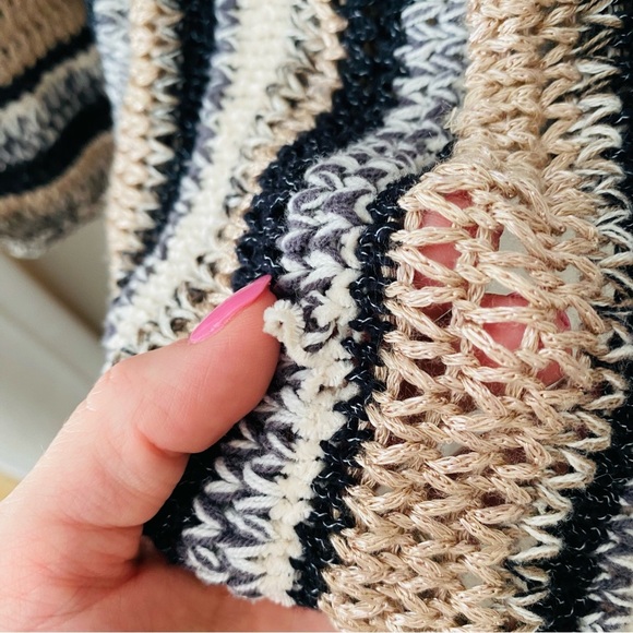 Urban Outfitters Knit Pullover Sweater Mix Colors Sz Small - Picture 6 of 10